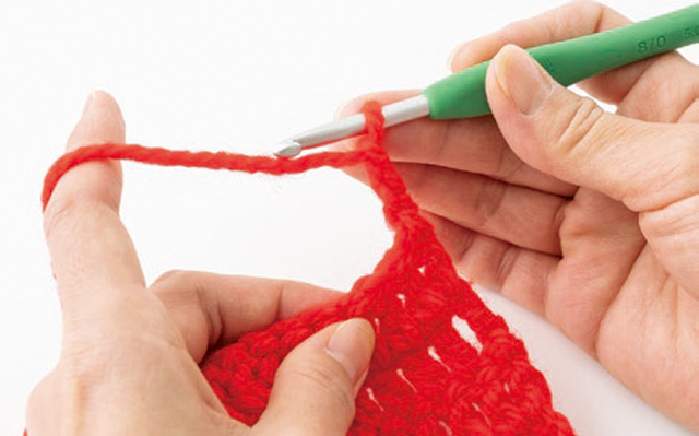 ふんわり！ かぎ針で作る長編み＆方眼編みのプチショール 2101_P106_01.jpg