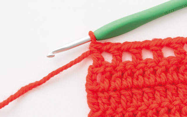 ふんわり！ かぎ針で作る長編み＆方眼編みのプチショール 2101_P106_09.jpg
