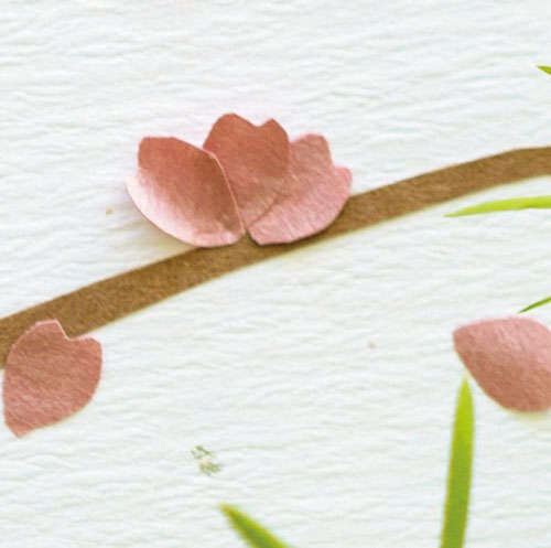 野山よりひと足早く、春の花を紙に咲かせませんか？ 「桜」の切り紙を使ったポチ袋に挑戦しましょう 2202_P054_01_W500.jpg