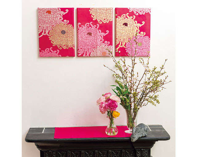 市販のキャンバスに貼るだけ♪ 艶やかな「きものの帯」の花柄を一枚の絵としてとらえて「壁飾り」に！