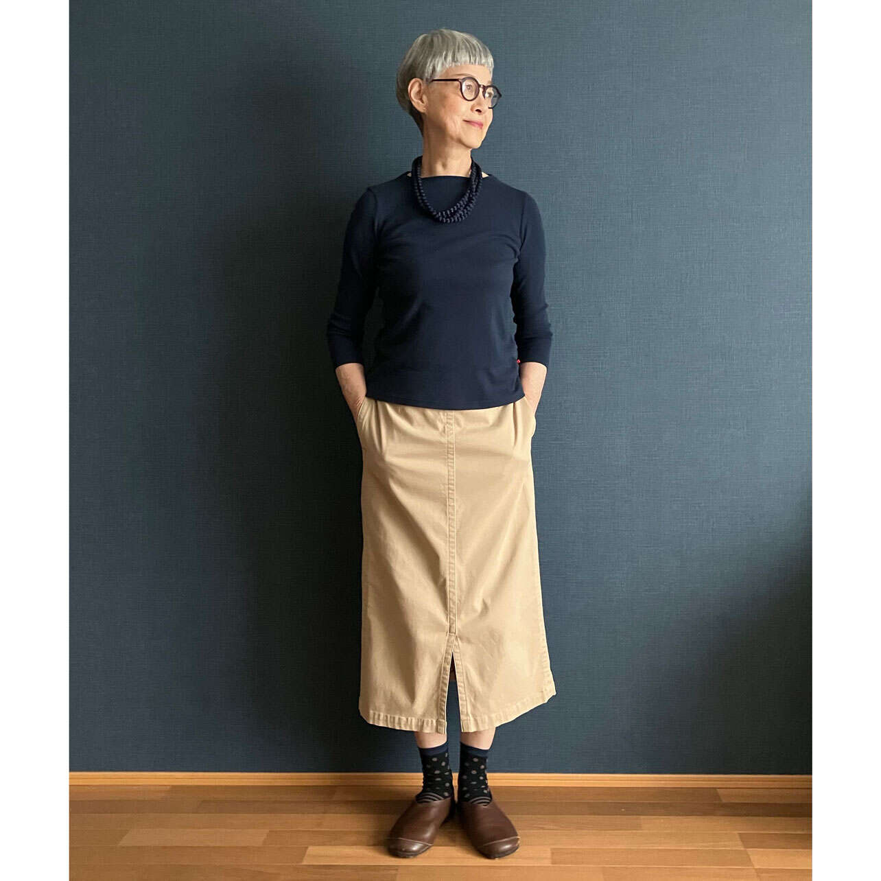 60代からのアクセサリーは、軽さと肌触りで選ぶのが正解！ストレスフリーで楽しむ装い 春８.jpg