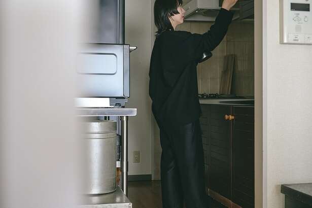 ついつい集めていませんか。狭いキッチンを空っぽにして見えてきた、私の"買い物癖" 15561541_615.jpg