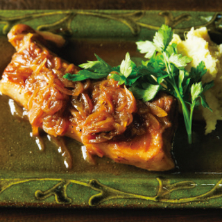 こびりつきはうまみの素 伝説の家政婦 志麻さんの煮込みレシピ 豚バラ肉のビール煮 毎日が発見ネット