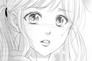 過去を思い出して涙を流す秘書。その手を握りしめる社長。2人の関係は一歩前進!?／MONSTERの甘い牙