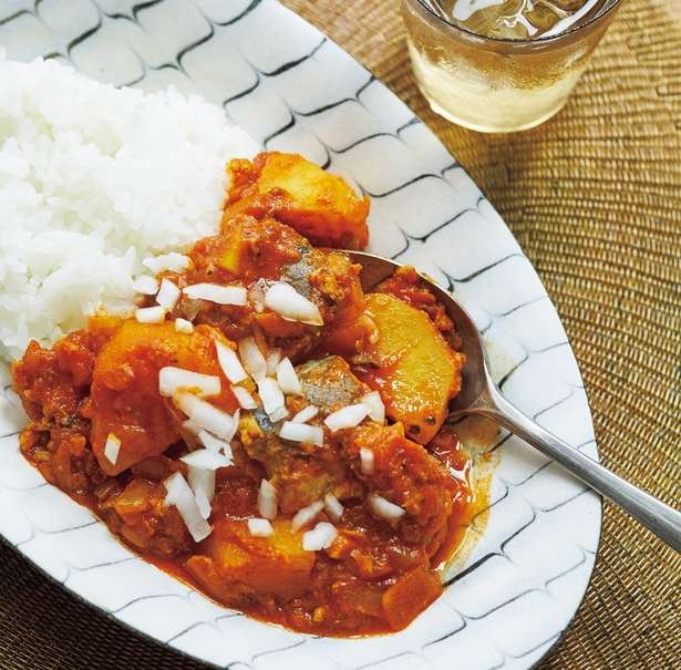 節約応援！体にもやさしい！「サバ缶」で作るフライパンカレー【料理研究家が伝授】 13595930_615.jpg