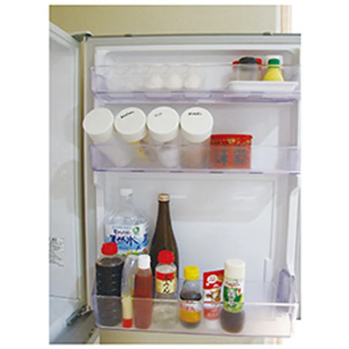 片付けの権利を得て最初に着手「ダイニングテーブルに何も置かない」／なんにもない部屋の暮らしかた 13849501.webp