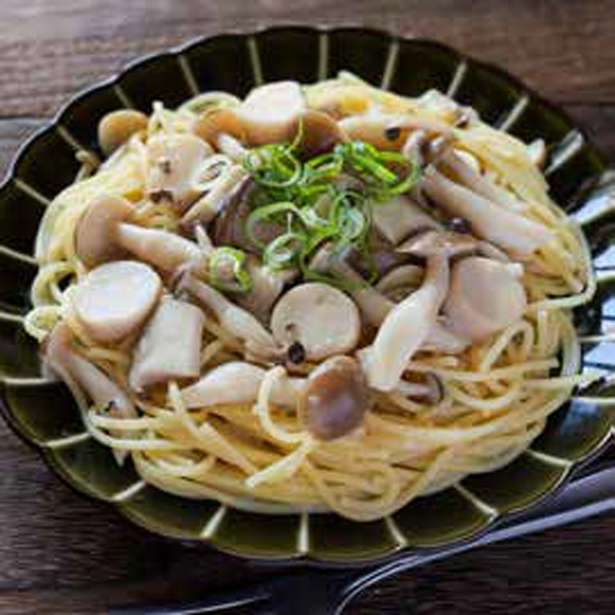 耐熱容器1つでできる「和風きのこパスタ」のレシピ【人気YouTuberかっちゃんが伝授】 14203276_615.jpg