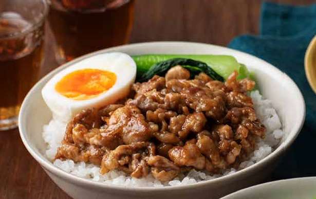 10分以下でできるのに本格的な味!人気YouTuberが伝授する「豚こま魯肉飯」のレシピ 14203308_615.jpg