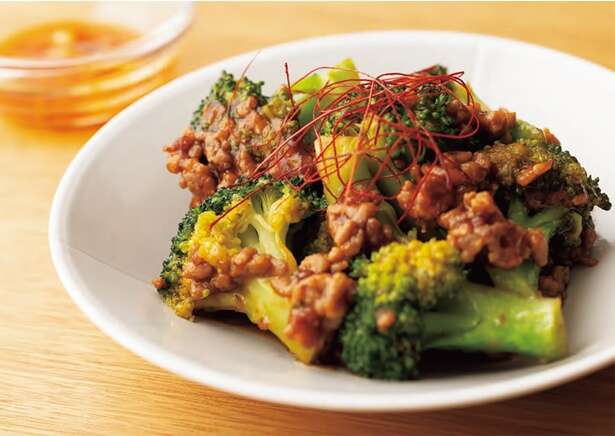 おかずにもおつまみにもなる「麻婆ブロッコリー」のレシピ【料理研究家ふじたかなさん直伝】