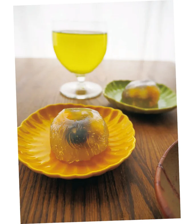 『季節が好きなわたしとマダム』 14423940.webp