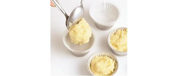 『泣きたい夜の甘味処』 14615391.webp