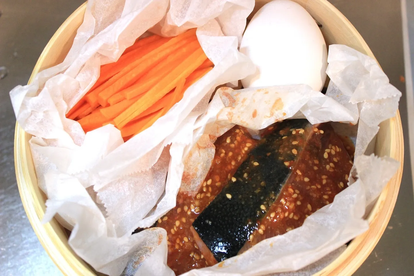 冷え性や眼精疲労の改善に期待。美味しい料理でからだと心を整える「薬膳せいろ蒸し」レシピ 15667973.webp