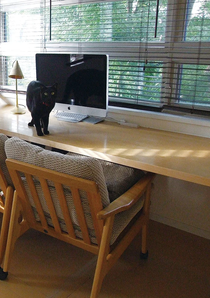 在宅ワーカーにおすすめ。なんにもない仕事部屋はメリットだらけ／なんにもない部屋の暮らしかた 15762265.webp