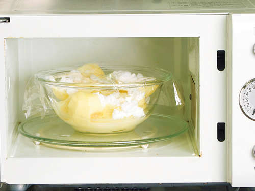 これ絶品！ レンチンで簡単！ トーストやパンケーキにぴったりな自家製「りんごバター」の作り方 2110_P037_03_W500.jpg