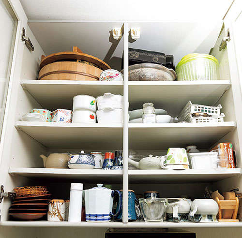 食器棚と引き出しから使わない食器が続々...キッチンで「ゆる捨て」読者チャレンジ 2211_P016_02_W500.jpg