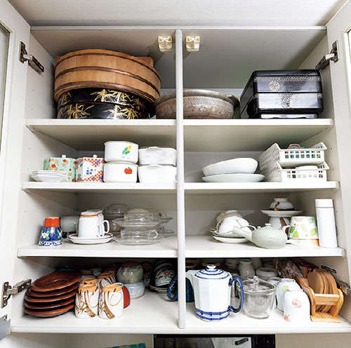 食器棚と引き出しから使わない食器が続々...キッチンで「ゆる捨て」読者チャレンジ 2211_P016_03_W500.jpg