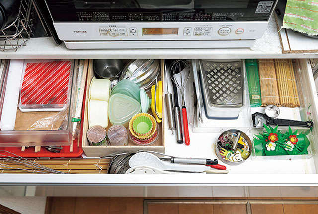 食器棚と引き出しから使わない食器が続々...キッチンで「ゆる捨て」読者チャレンジ 2211_P017_03.jpg