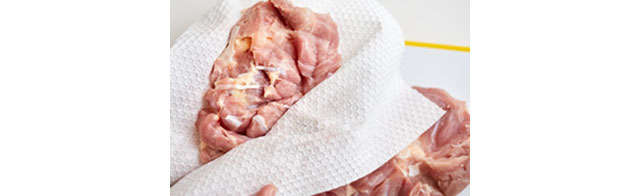 肉をパックのまま冷凍するのはNG！ ニチレイフーズの広報さんに教わる「肉の冷凍保存ルール」 校了校all-5-2.jpg