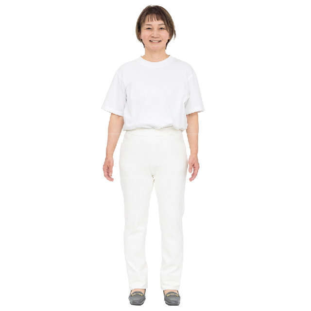 話題の「透けない白パンツ」を本気テスト！ 本当に下着が透けない？ 太って見えない？【PR】 2506_P13_07.jpg