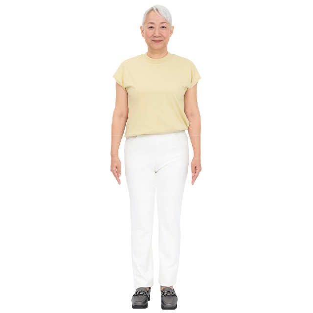 話題の「透けない白パンツ」を本気テスト！ 本当に下着が透けない？ 太って見えない？【PR】 2506_P13_10.jpg