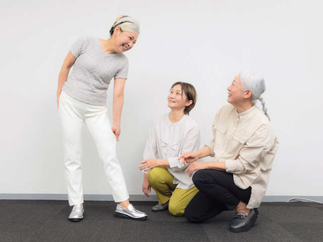 話題の「透けない白パンツ」を本気テスト！ 本当に下着が透けない？ 太って見えない？【PR】 2506_P15_01.jpg