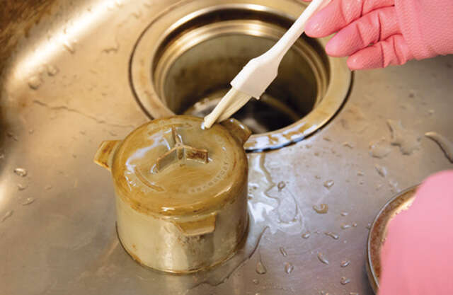 「水回り掃除」は 暑い季節だからこそ効果的！ 手間・力いらずの基本ワザ【人気掃除YouTuberが伝授】 2507_P006_15.jpg