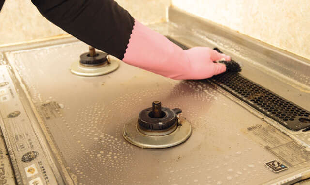 「水回り掃除」は 暑い季節だからこそ効果的！ 手間・力いらずの基本ワザ【人気掃除YouTuberが伝授】 2507_P007_04.jpg