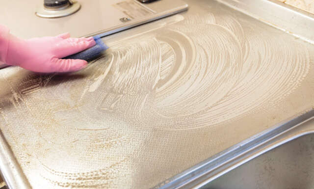 「水回り掃除」は 暑い季節だからこそ効果的！ 手間・力いらずの基本ワザ【人気掃除YouTuberが伝授】 2507_P007_07.jpg