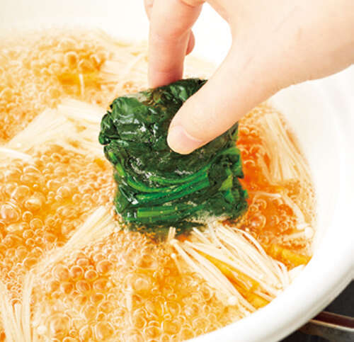 じゃがいもは丸ごと冷凍すればOK! 意外と知らない野菜の冷凍保存テク 2509_P006_03.jpg