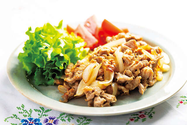 鶏もも肉も、豚こまも、鮭の切り身も！そのまま調理でおかずが仕上がる「下味冷凍」レシピ 2509_P010-011_10.jpg