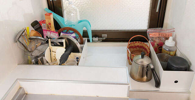 「捨てないのに片付く」を実践！ 読者キッチンをスッキリ改造【整理収納アドバイザー中山真由美さんが指南】 2512_P008-009_10.jpg