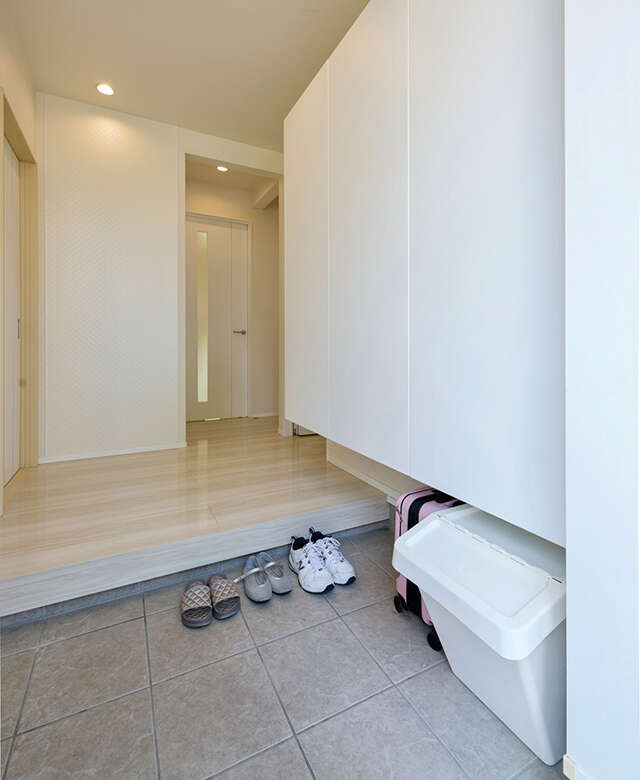 玄関とクローゼットで「捨てるべきもの」。整理収納アドバイザーが解説 2601_P006_06.jpg