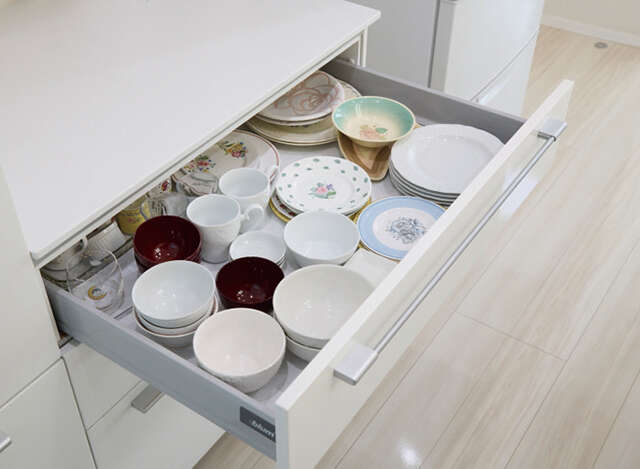 まずこれを捨てる！ リビングとキッチンの「捨て活」ポイント【整理収納アドバイザーが指南】 2601_P008_05.jpg