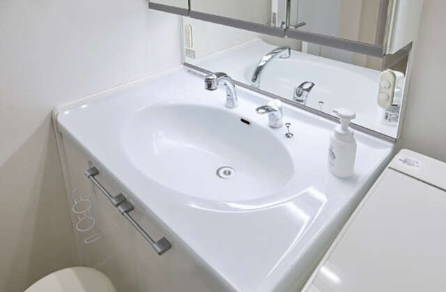 【捨て活】洗面所と押し入れで捨てるべきもの。「いつか使うもの」は迷いなく処分! 2601_P010_09.jpg