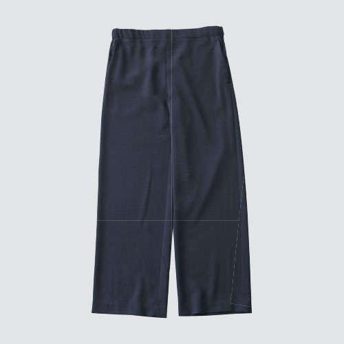 【スタイリスト杉山律子さんが提案】大人世代が「老け見え」しないプロのおしゃれ技5 2504_P006_08.jpg