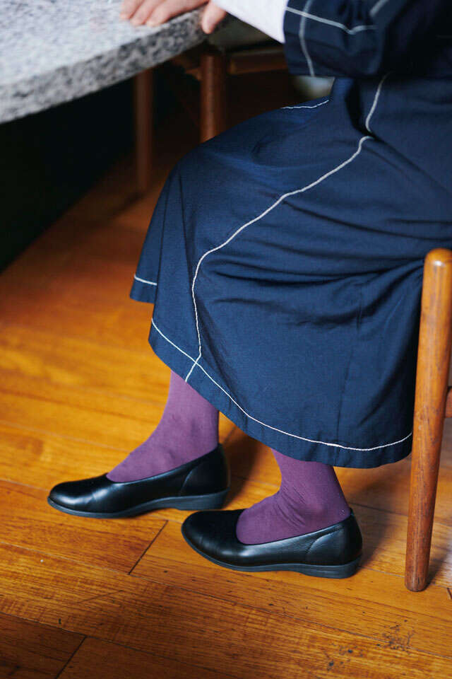 【92歳の現役デザイナー】家族がマネしなかった「家の中で靴を履く生活」が私にくれるもの _DSC6601_P18.jpg