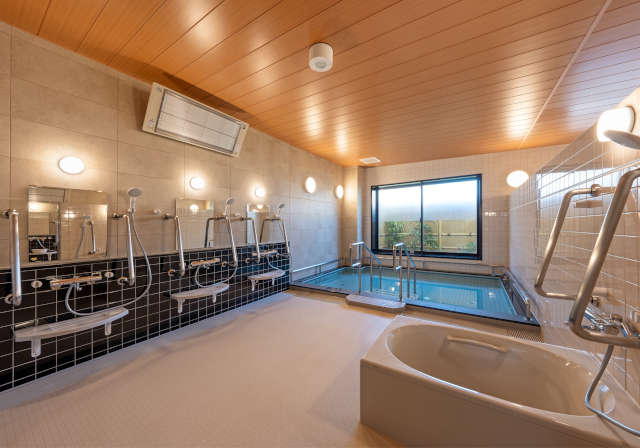 東京、神奈川、香川に高齢者介護施設「そよ風」が開設、住み慣れた地域での暮らしをサポート 1階浴室.jpg