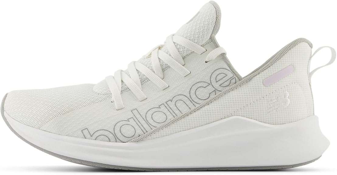 ウソ...【ニューバランス】が4405円に⁉ Amazonでスニーカーもサンダルもセール対象に! 5.jpg