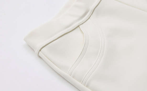 話題の「透けない白パンツ」を本気テスト！ 本当に下着が透けない？ 太って見えない？【PR】 2506_P14_04洗濯前.jpg