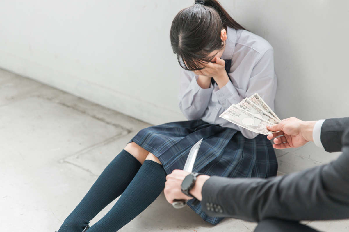 女子中学生の娘に売春を強要していた母。「私も昔、援助交際して、家に金を入れていた」