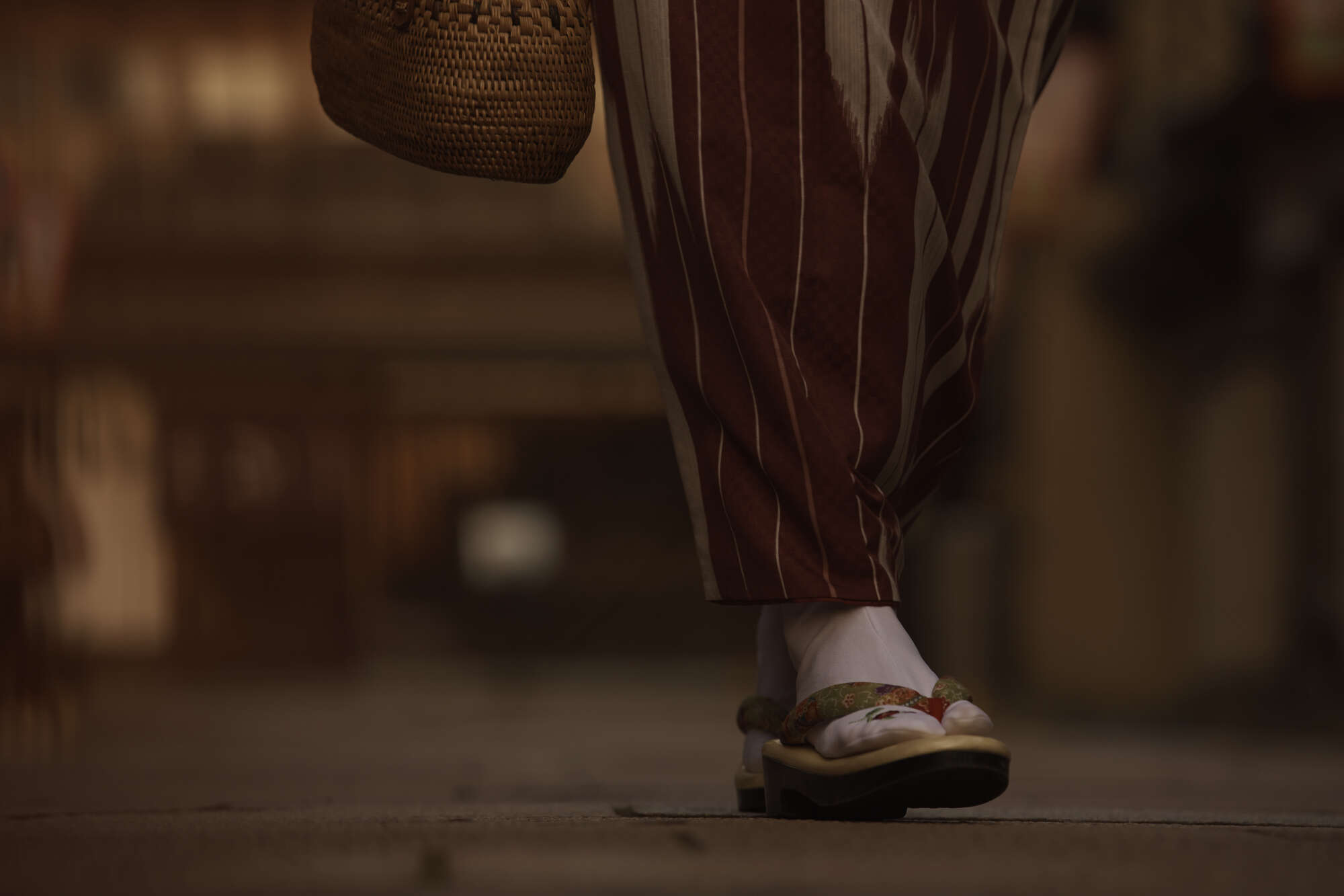 【ばけばけ】残酷な現実も"笑って"やり過ごしてきたが...トキ（髙石あかり）がどうしても耐えられなかったこと pixta_22374978_M.jpg