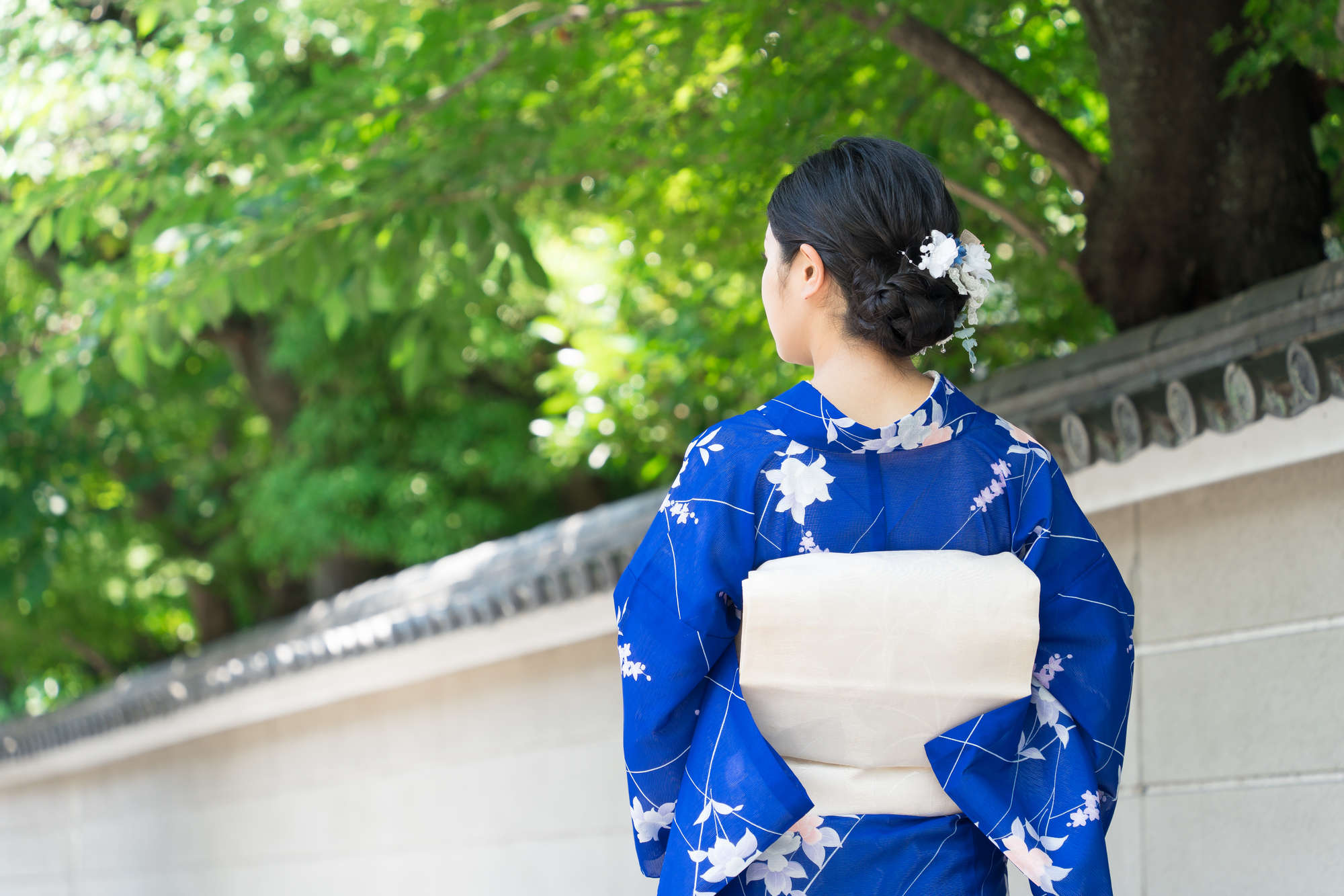 【あんぱん】豪（細田佳央太）と蘭子（河合優実）の繊細で湿度の高い芝居...重要なシーンの「演出」も見事 pixta_91825314_M.jpg