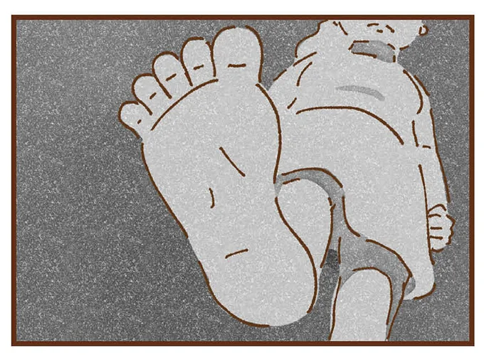 母に理不尽に叱られ頭を踏まれ。小学生の少女は、家も学校も居場所がなくなり...／私の人生を食べる母